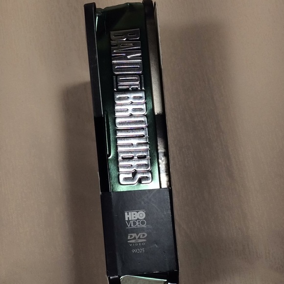 Band of Brothers Collectors Tin-Never Viewed - Picture 8 of 11